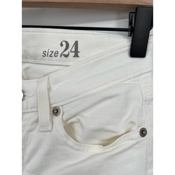 J. Crew White 8" Toothpick Ankle Cropped Skinny Jean Size 24 - Picture 9 of 12